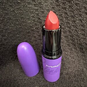 MAC Cosmetics Selena collection- Dreaming of you 
Collector Lipstick